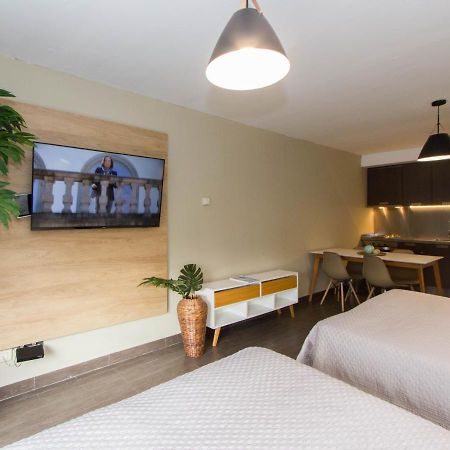 Rivadavia Apartamentos ウシュアイア エクステリア 写真