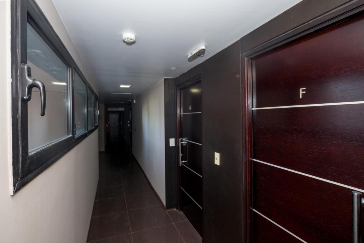 Rivadavia Apartamentos ウシュアイア エクステリア 写真