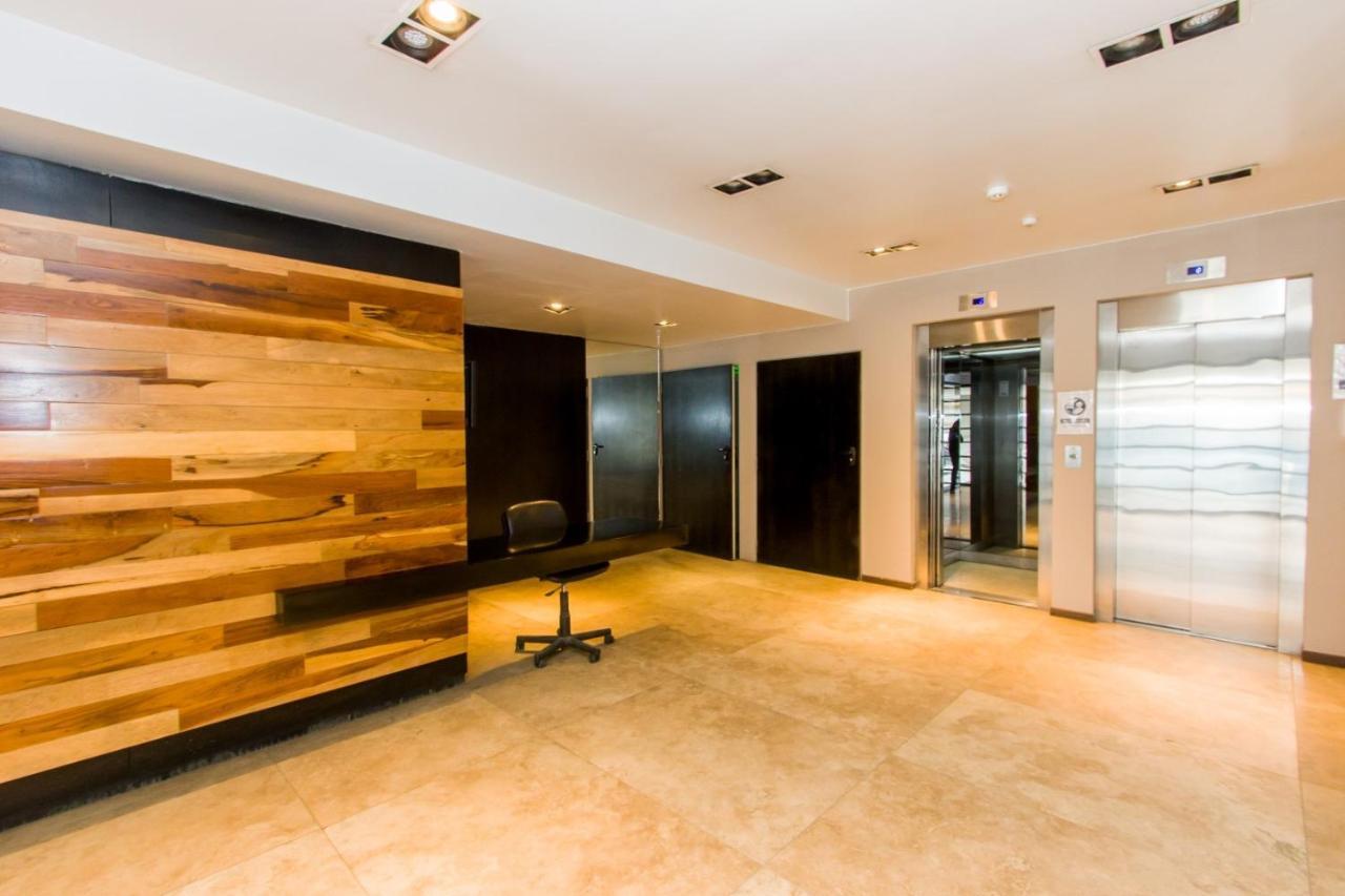 Rivadavia Apartamentos ウシュアイア エクステリア 写真