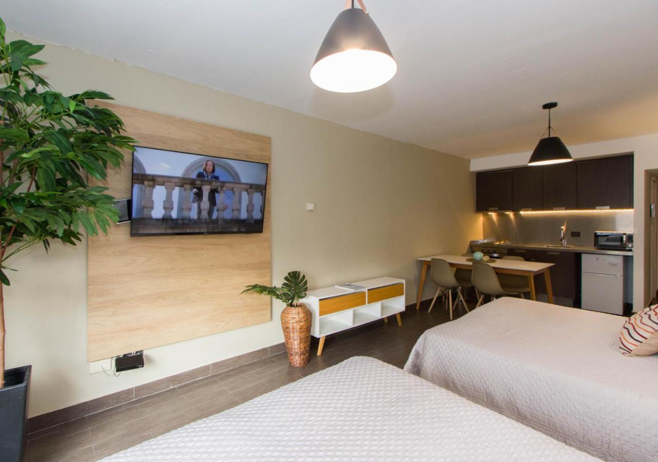 Rivadavia Apartamentos ウシュアイア エクステリア 写真